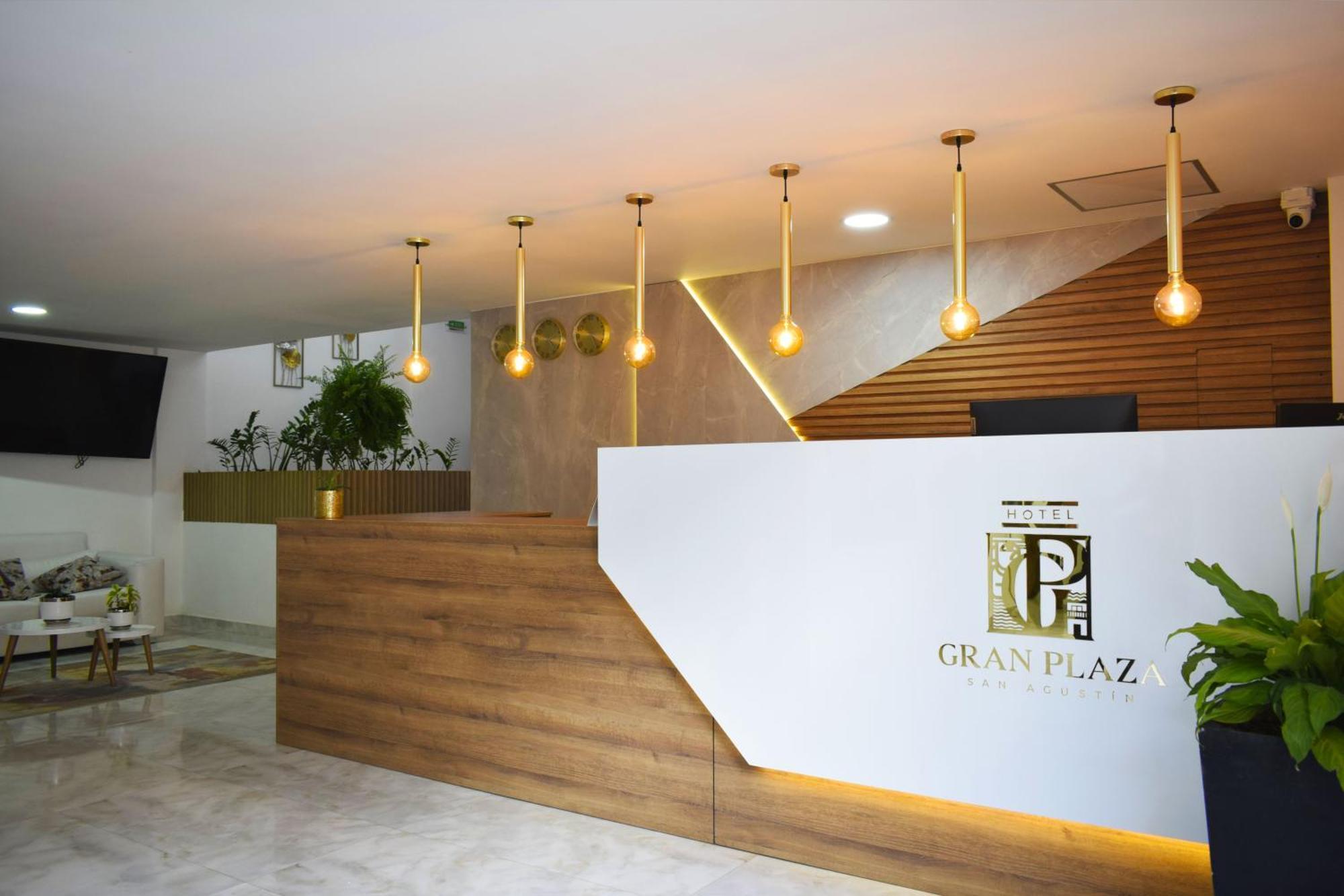 Hotel Gran Plaza San Agustin Exterior photo